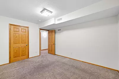 952 Moonlight Drive, Woodbury, MN 55125 - Photo 33