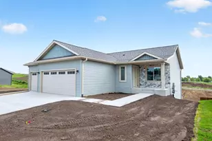 6176 Cody Ln NW, Rochester, MN 55901 - Photo 3
