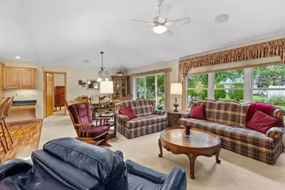 140 Cedar Drive S, Lester Prairie, MN 55354 - Photo 5