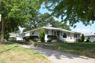 414 S 8th St, La Crescent, MN 55947 - Photo 3