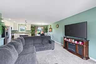1405 Carlson Dr, Isanti, MN 55040 - Photo 9