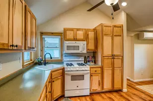 2011 Norton Ave NW, Bemidji, MN 56601 - Photo 11