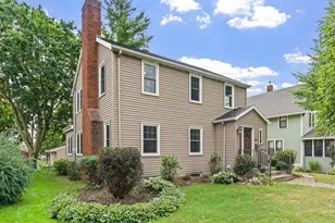 611 2nd St NE, Faribault, MN 55021 - Photo 3