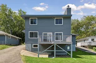 1528 Aquila Ave N, Golden Valley, MN 55427 - Photo 33