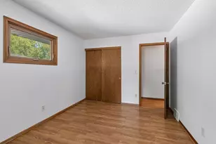 1528 Aquila Ave N, Golden Valley, MN 55427 - Photo 19