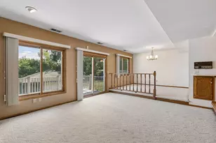 1528 Aquila Ave N, Golden Valley, MN 55427 - Photo 3