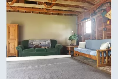 303 Minnesota Avenue E, Sebeka, MN 56477 - Photo 9