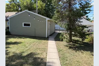 2955 Queen Avenue N, Minneapolis, MN 55411 - Photo 11