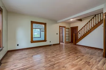 303 Broadway, Hanska, MN 56041 - Photo 11