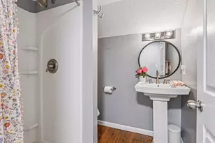 2940 Maryland Ave S, Saint Louis Park, MN 55426 - Photo 27