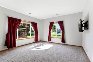 146 Shetland Ln, Lino Lakes, MN 55014 - Photo 7