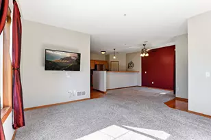 146 Shetland Ln, Lino Lakes, MN 55014 - Photo 9