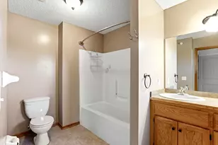 146 Shetland Ln, Lino Lakes, MN 55014 - Photo 27