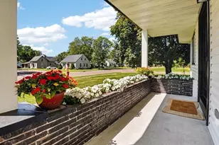 285 W 1st St, Rush City, MN 55069 - Photo 5