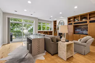 533 Willoughby Way W, Minnetonka, MN 55305 - Photo 15