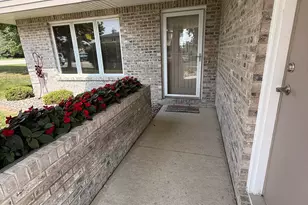 305 Salem Point Dr SW, Rochester, MN 55902 - Photo 3