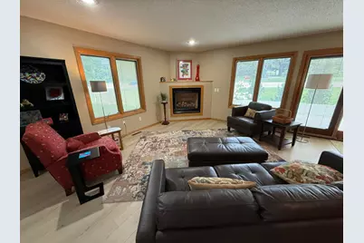 305 Salem Point Drive SW, Rochester, MN 55902 - Photo 5