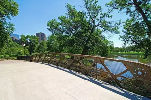400 Groveland Ave, Minneapolis, MN 55403 - Photo 29
