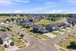 1102 Lilac Ln, Moorhead, MN 56560 - Photo 29