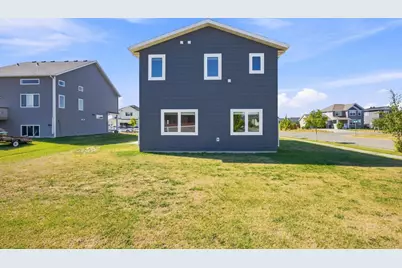 1102 Lilac Lane, Moorhead, MN 56560 - Photo 35