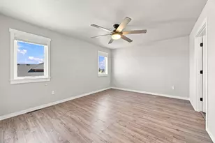 1102 Lilac Ln, Moorhead, MN 56560 - Photo 15