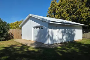 320 6th Ave NE, Plainview, MN 55964 - Photo 9