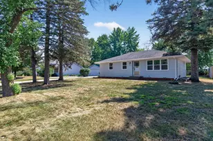 2940 115th Ave NW, Coon Rapids, MN 55433 - Photo 5