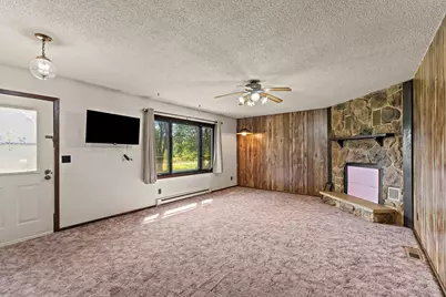 28564 Zurich Street NE, North Branch, MN 55056 - Photo 5