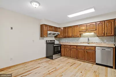 7688 Dunmore Road, Woodbury, MN 55125 - Photo 7