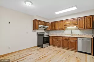 7688 Dunmore Rd, Woodbury, MN 55125 - Photo 7