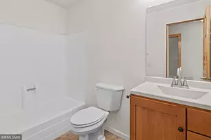 7688 Dunmore Rd, Woodbury, MN 55125 - Photo 25