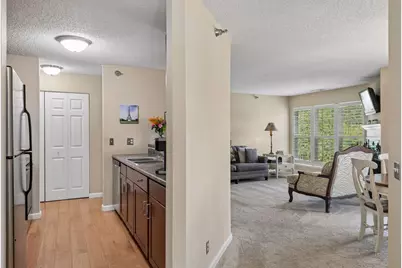 6155 Chasewood Parkway #201, Minnetonka, MN 55343 - Photo 3
