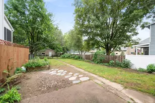 62 Juniper St, Mahtomedi, MN 55115 - Photo 41
