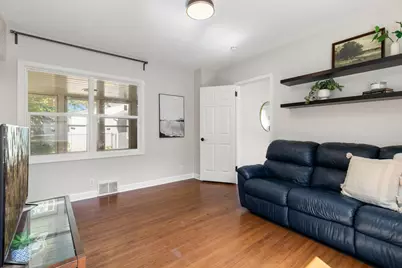 2910 Pennsylvania Avenue S, Saint Louis Park, MN 55426 - Photo 17