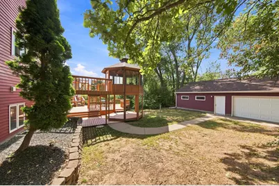 3017 Standridge Place, Maplewood, MN 55109 - Photo 3