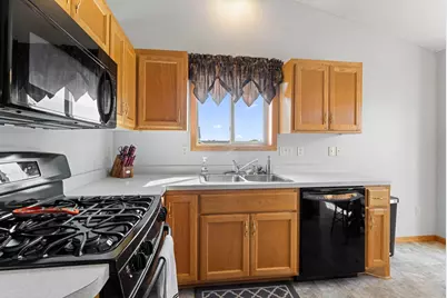 1704 Jefferson Street S, Cambridge, MN 55008 - Photo 15