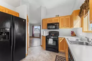 1704 Jefferson St S, Cambridge, MN 55008 - Photo 17