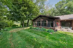 1254 Archer Ln N, Plymouth, MN 55447 - Photo 3