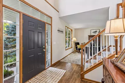 9025 Sunnyvale Drive, Chanhassen, MN 55317 - Photo 25