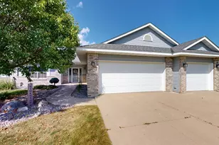 2858 9th Ave SE, Willmar, MN 56201 - Photo 1