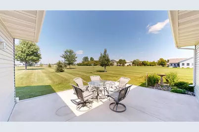 2858 9th Avenue SE, Willmar, MN 56201 - Photo 3