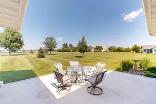 2858 9th Ave SE, Willmar, MN 56201 - Photo 3