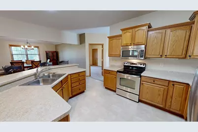 2858 9th Avenue SE, Willmar, MN 56201 - Photo 7