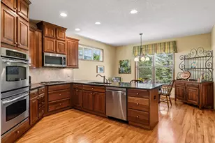 7762 Vasserman Pl, Chanhassen, MN 55317 - Photo 5