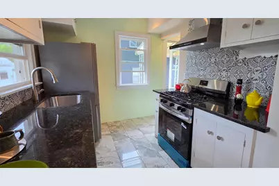 1006 Iglehart Avenue, Saint Paul, MN 55104 - Photo 11