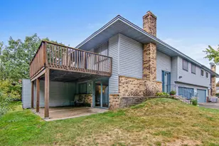 1718 Woodgate Ln, Eagan, MN 55122 - Photo 33