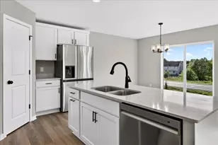 1815 Pierce St S, Cambridge, MN 55008 - Photo 21