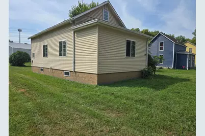 214 E 8th Street, Fairmont, MN 56031 - Photo 3