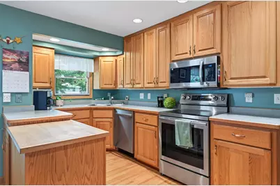 10657 Verdin Street NW, Coon Rapids, MN 55433 - Photo 15