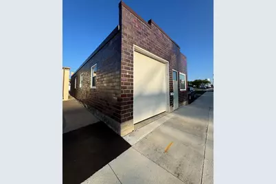 212 2nd Street NW, Waseca, MN 56093 - Photo 5